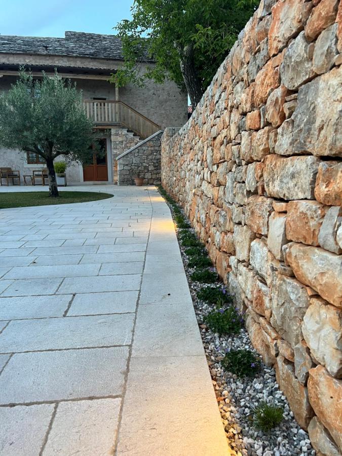 Appartamenti Minerva San Pelagio Екстер'єр фото